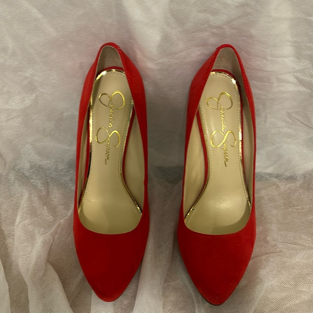 Brand New! 7 1/2 Jessica Simpson 3 inch Heel Suede bright Red